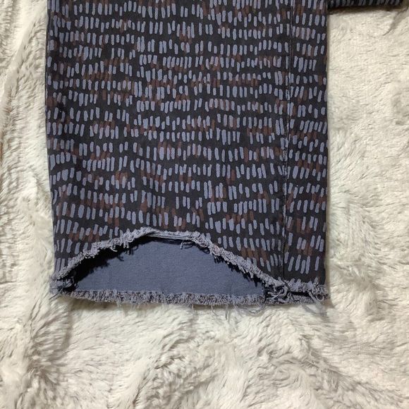 Nwt Royalty printed cropped plus size jeans - Picture 6 of 9